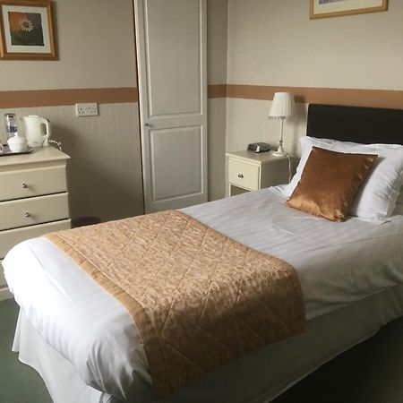 Grove House Guest House Телфорд Екстер'єр фото